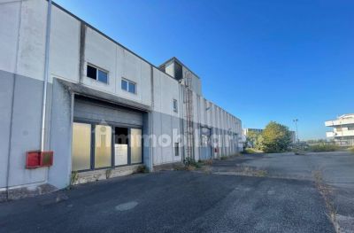 Capannone monterotondo 2630mq 1g