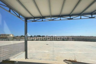 Capannone pomezia 7000mq 5
